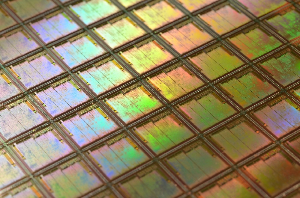 Silicon Photonic Chips